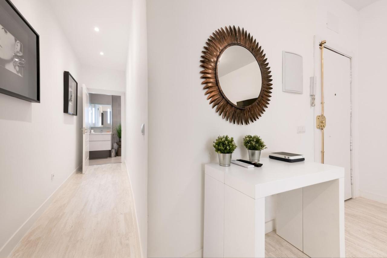 1 Bedroom 1 Bathroom- Lavapies- Minty Stay- Ave Maria Madrid Bagian luar foto